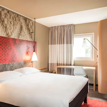 Hotel Ibis Centre Gare Saint Jean Euratlantique Burdeos
